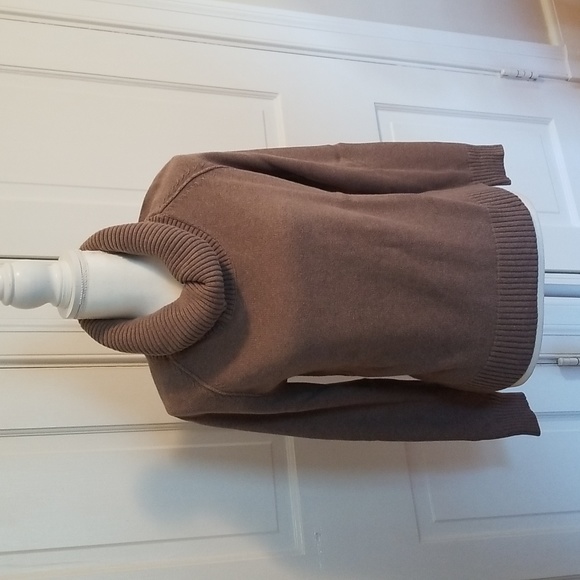 4/$25 ๐ Jeanne Pierre Cowl Neck Sweater - Picture 2 of 8
